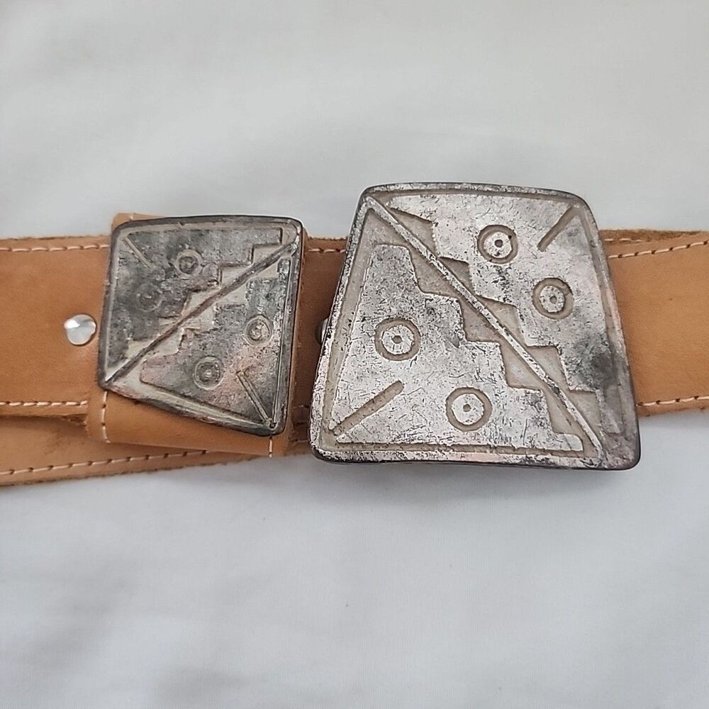 San Marcos Leather Belt Size M Nickel Buckle Tan Navajo Aztec Southwestern VTG